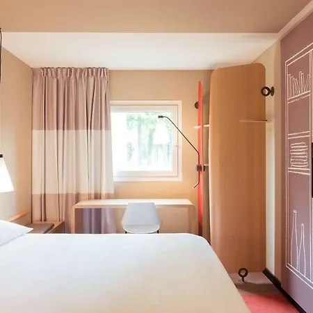 Ibis Marne La Vallee 3*