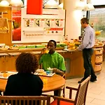 Ibis Marne La Vallee 3*