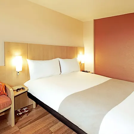 Ibis Marne La Vallée 3*